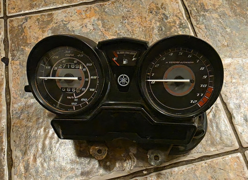 Yamaha ybr 125 speedo clocks - ybr,